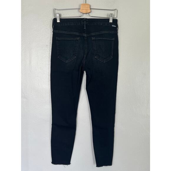 Mother High Waisted Looker Ankle Fray Jeans Dark Blue Wash Women's Size 28 Crop - Picture 3 of 14